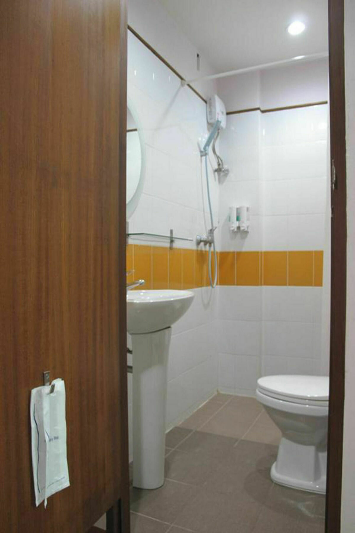 Rada Arak 79/4 Hostel Chiang Mai Eksteriør billede